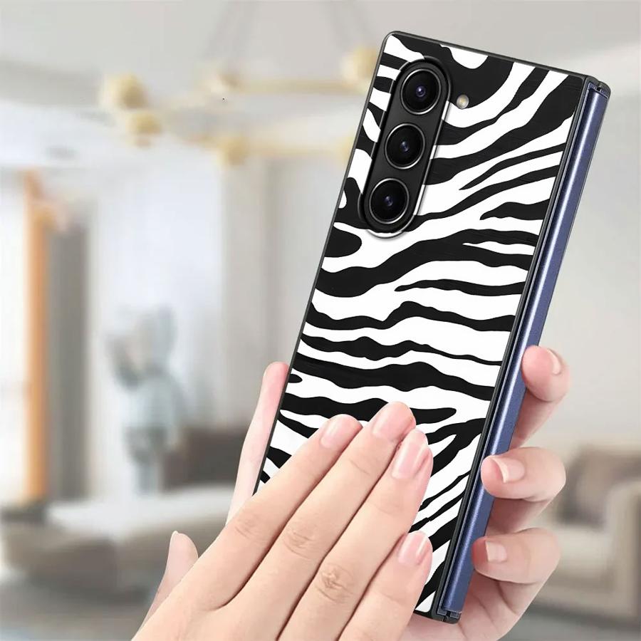 Zebra Striped Sunflower Back P - Phone Cases Z Fold 7 评论和价格