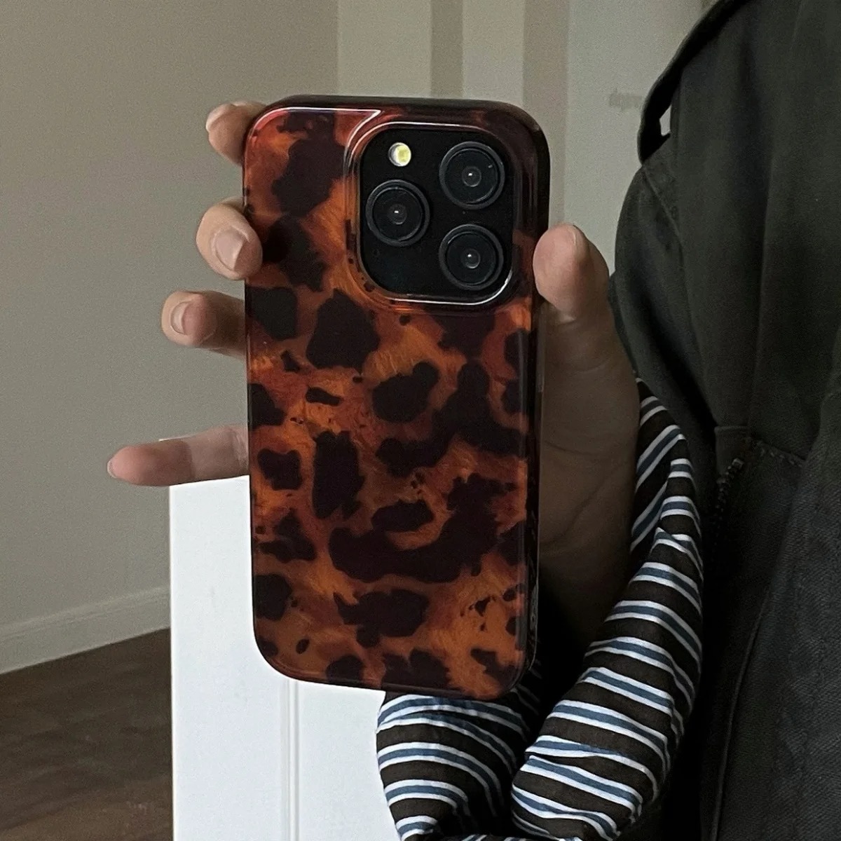 Retro Amber Texture Laser Phon - Phone Cases Like Loopy 评论和价格
